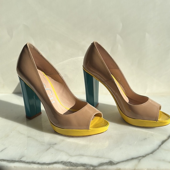 Paco Gil size 7/37 Patent Leather Nude, Yellow, Aegean Stacked 4 inch Heels - Picture 2 of 8